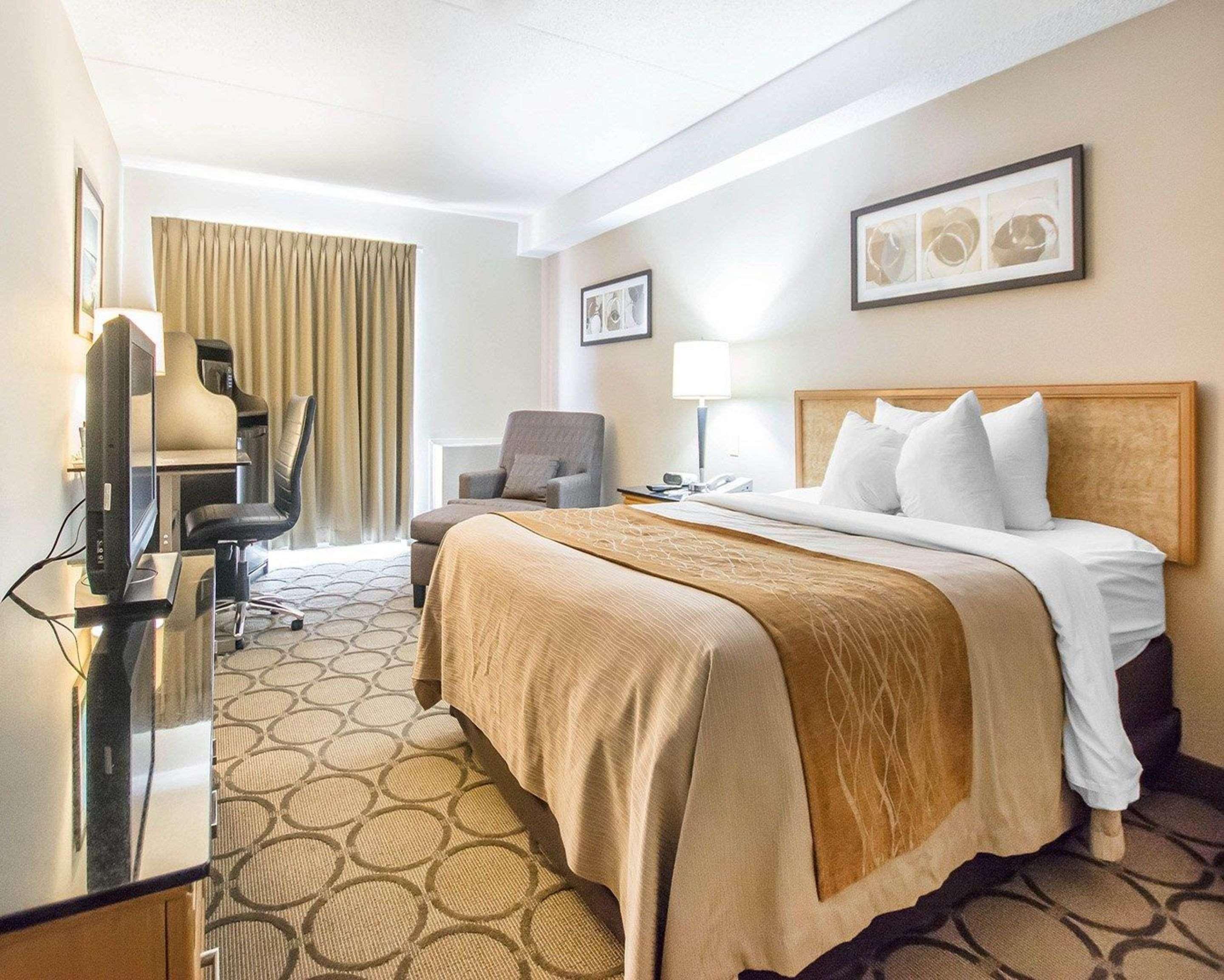 Comfort Inn East Монктон Экстерьер фото