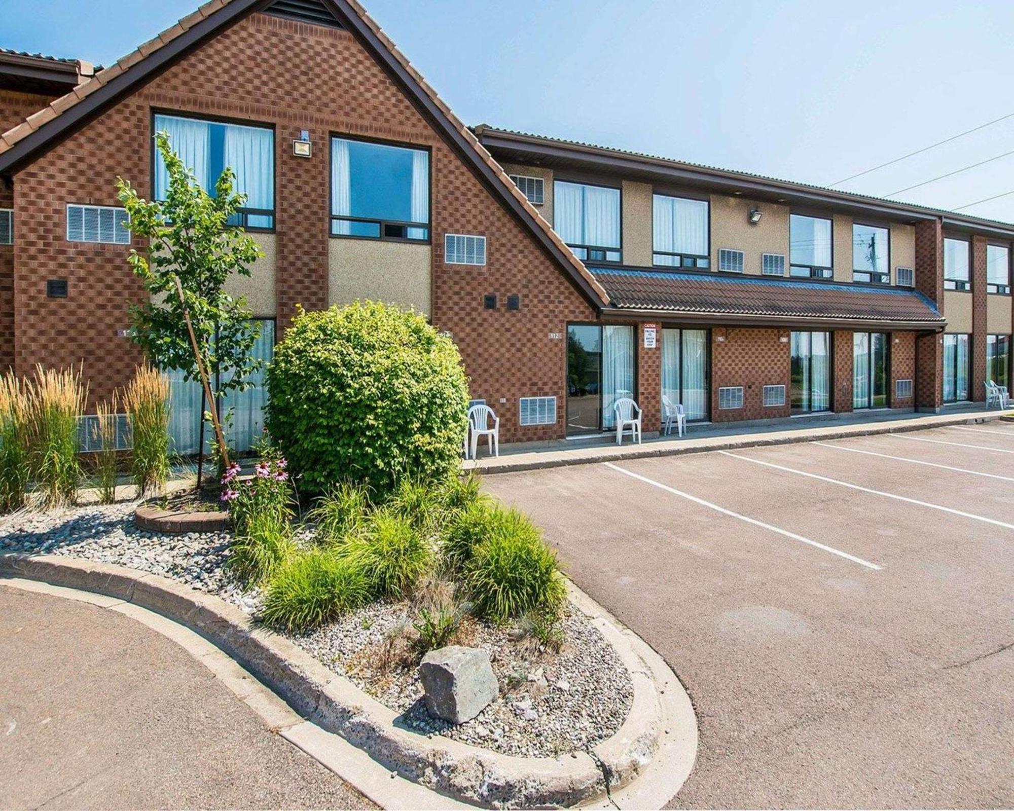 Comfort Inn East Монктон Экстерьер фото
