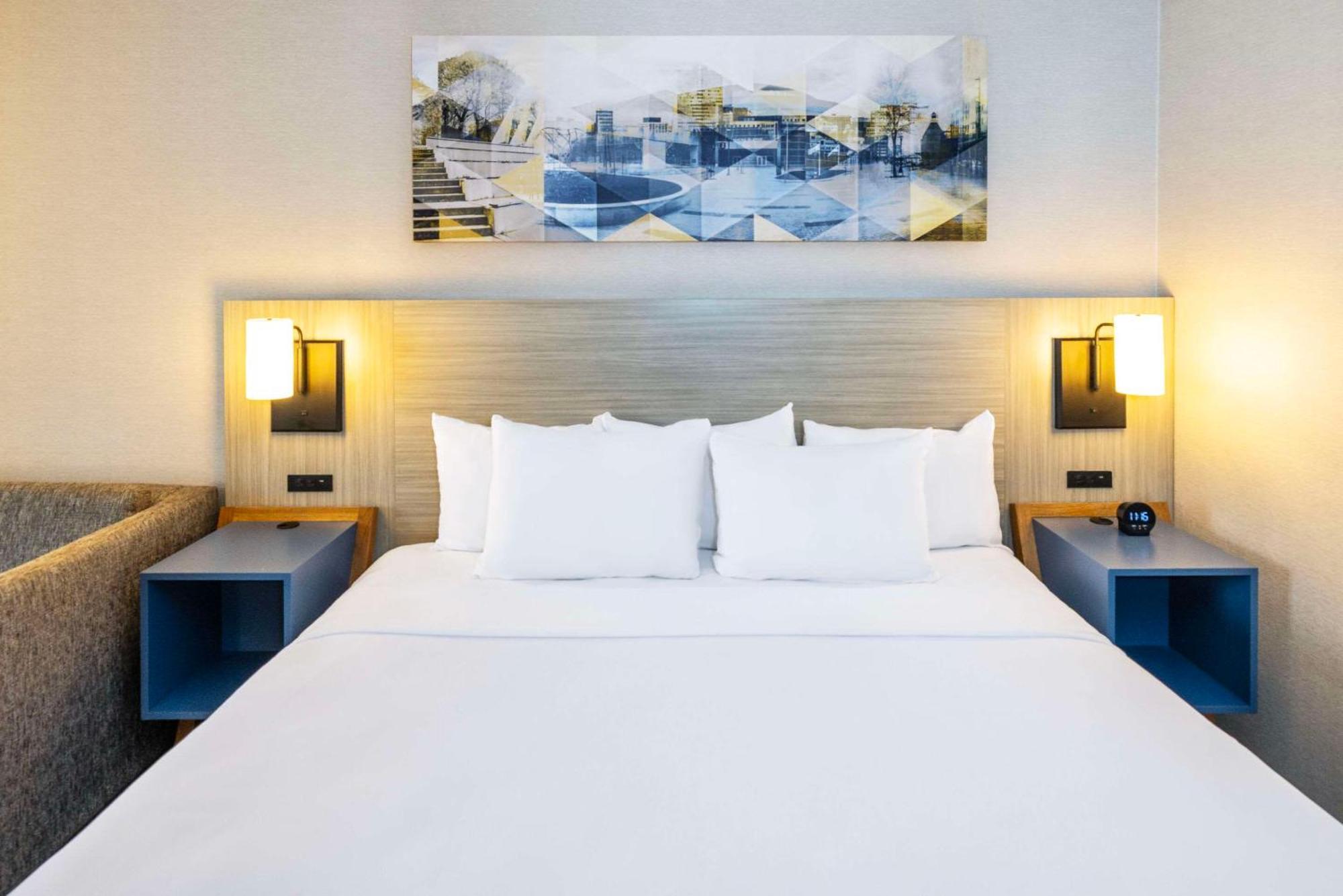 Comfort Inn East Монктон Экстерьер фото