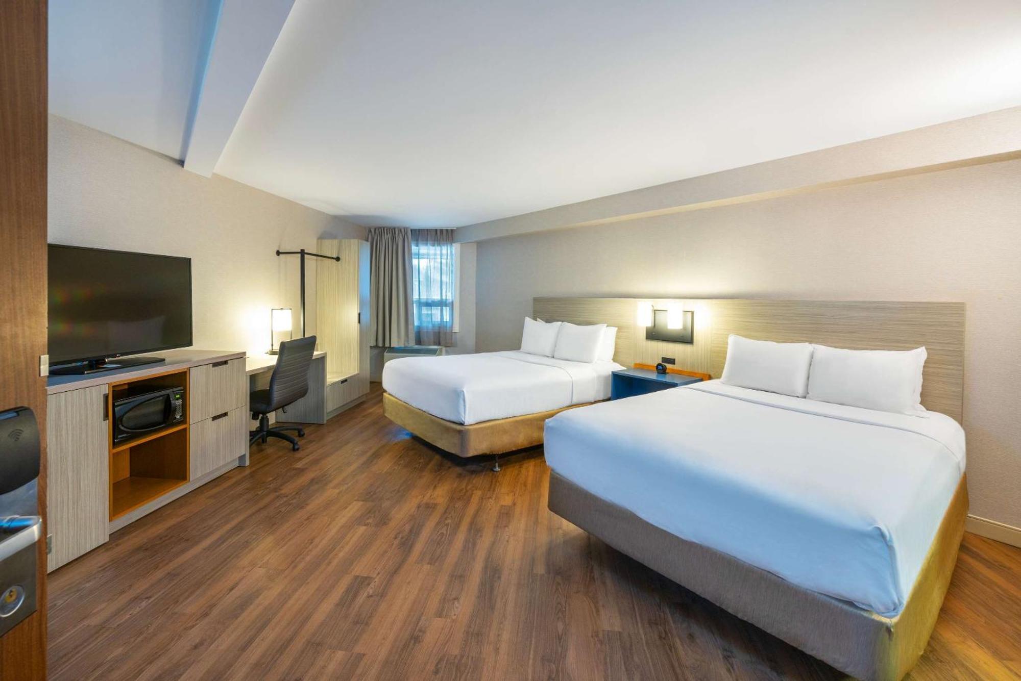 Comfort Inn East Монктон Экстерьер фото